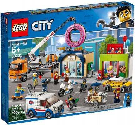 LEGO City Opening Donutwinkel - 60233 BEVAT WEINIG MINIFIGUREN (60233) — 750 stukjes, huren vanaf €4,75/week