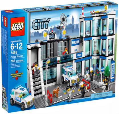 LEGO City Politiebureau - 7498A (7498A) — 759 stukjes, huren vanaf €4,75/week