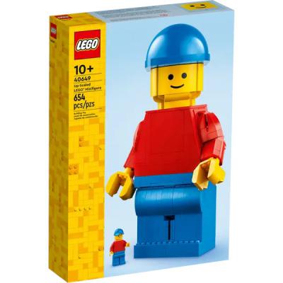 LEGO Creator 3-in-1 Supergrote LEGO minifiguur (40649) — 654 stukjes, huren vanaf €4,25/week