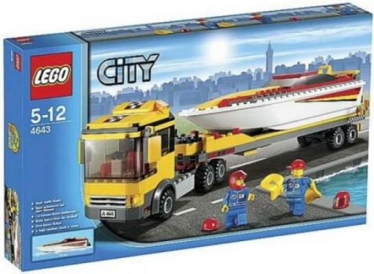 LEGO City Power Boat Transporter -  4643A (4643A) — 246 stukjes, huren vanaf €1,25/week