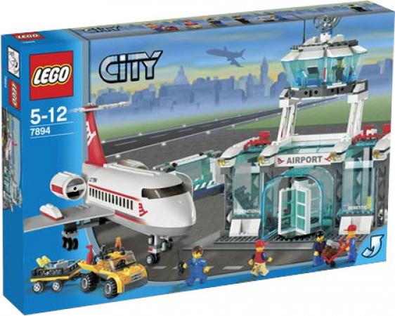 LEGO City Grote Luchthaven (7894) — 675 stukjes, huren vanaf €5,25/week