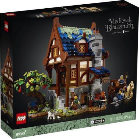 LEGO Creator Expert Ideas Middeleeuwse smid - 21325E (21325E) — 2.144 stukjes, huren vanaf €9,75/week