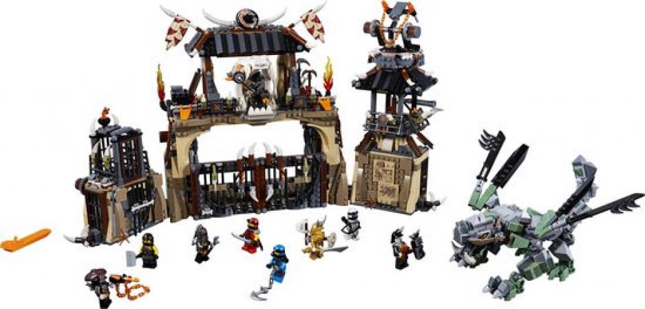 LEGO Ninjago Drakenkuil (70655), huren vanaf €6,25/week