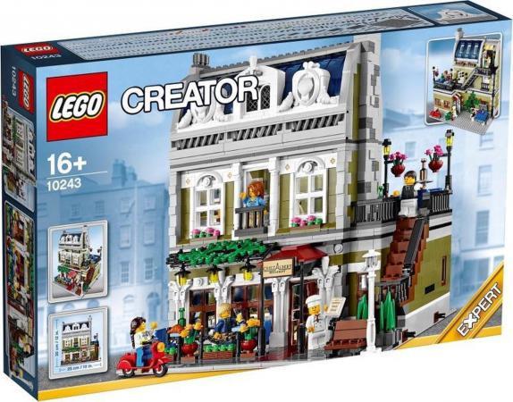 LEGO Creator Expert Parisian Restaurant - 10243B (10243B) — 2.469 stukjes, huren vanaf €13,75/week